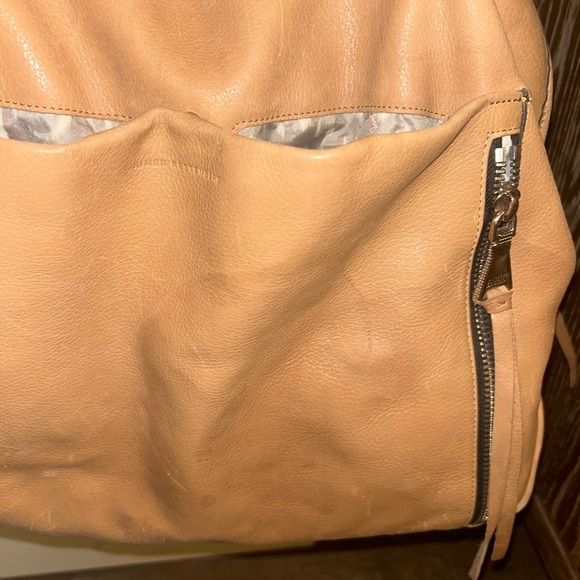 Cream and Brown Satchel Bag with Elegant Design - Picture 11 of 12